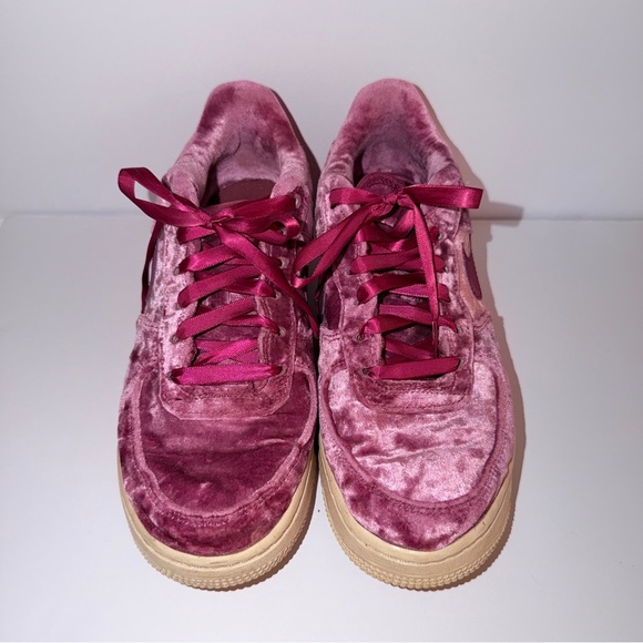 Nike Air Force 1 Purple Velvet Sneakers Women’s 7 - Picture 2 of 9